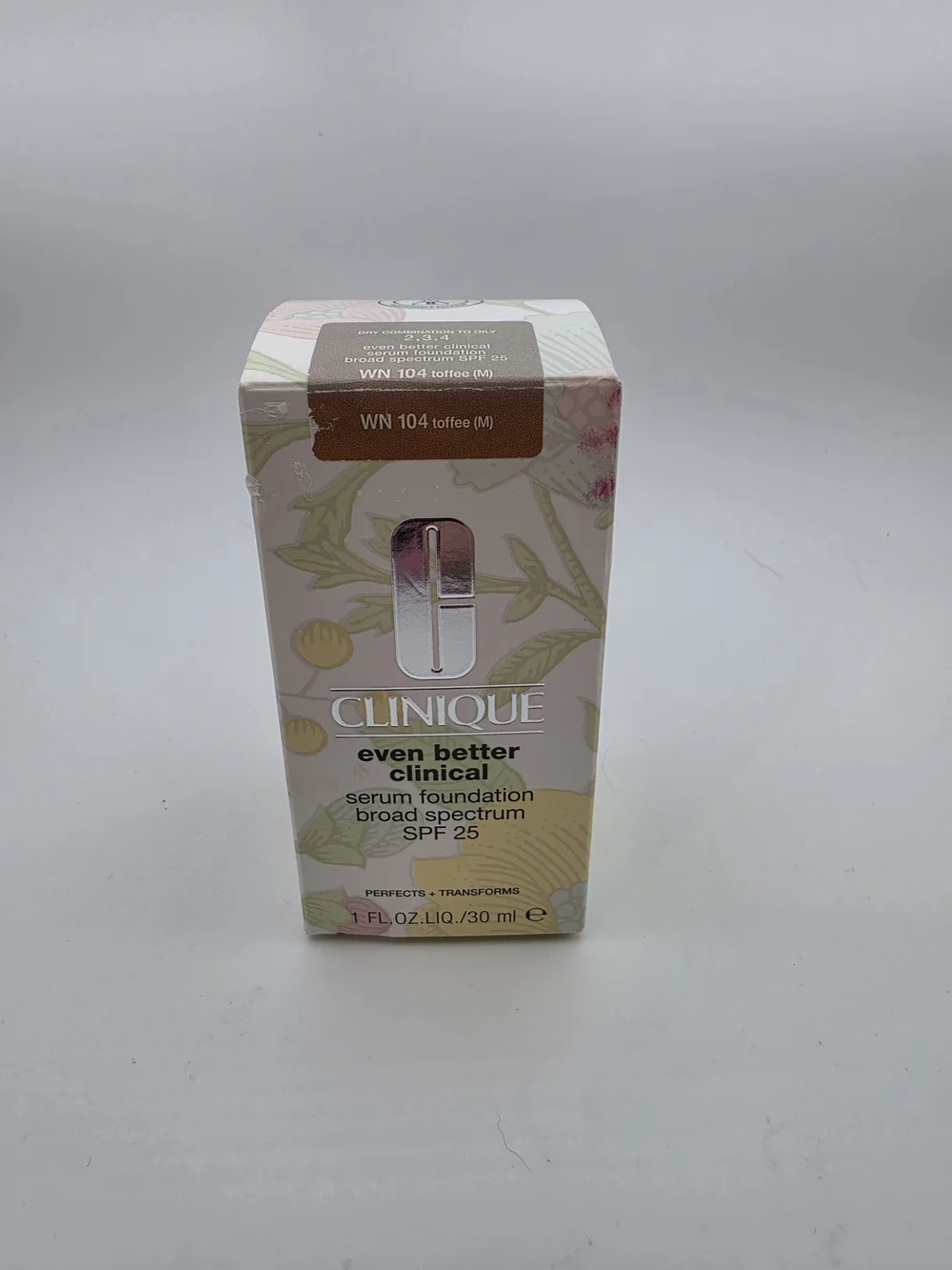 Clinique Even Better Clinical Serum Foundation - Toffee (WN 104)